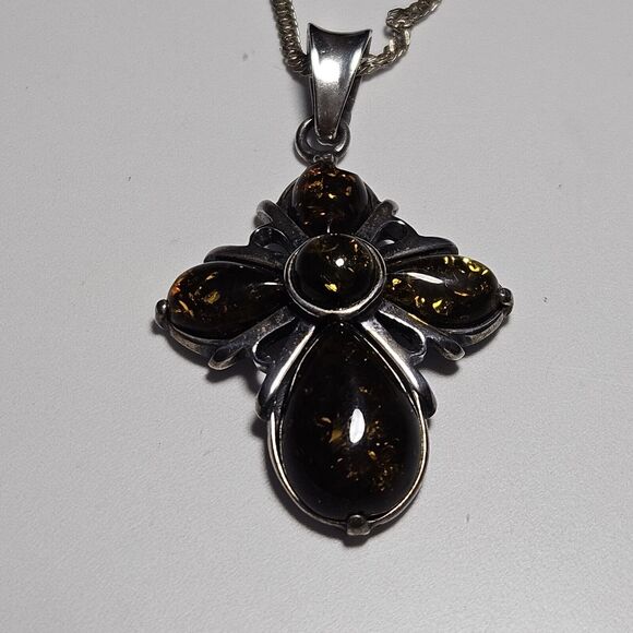 Unbranded Jewelry - Vintage Sterling Silver Amber Cross Pendant Necklace Yellow Golden 18"